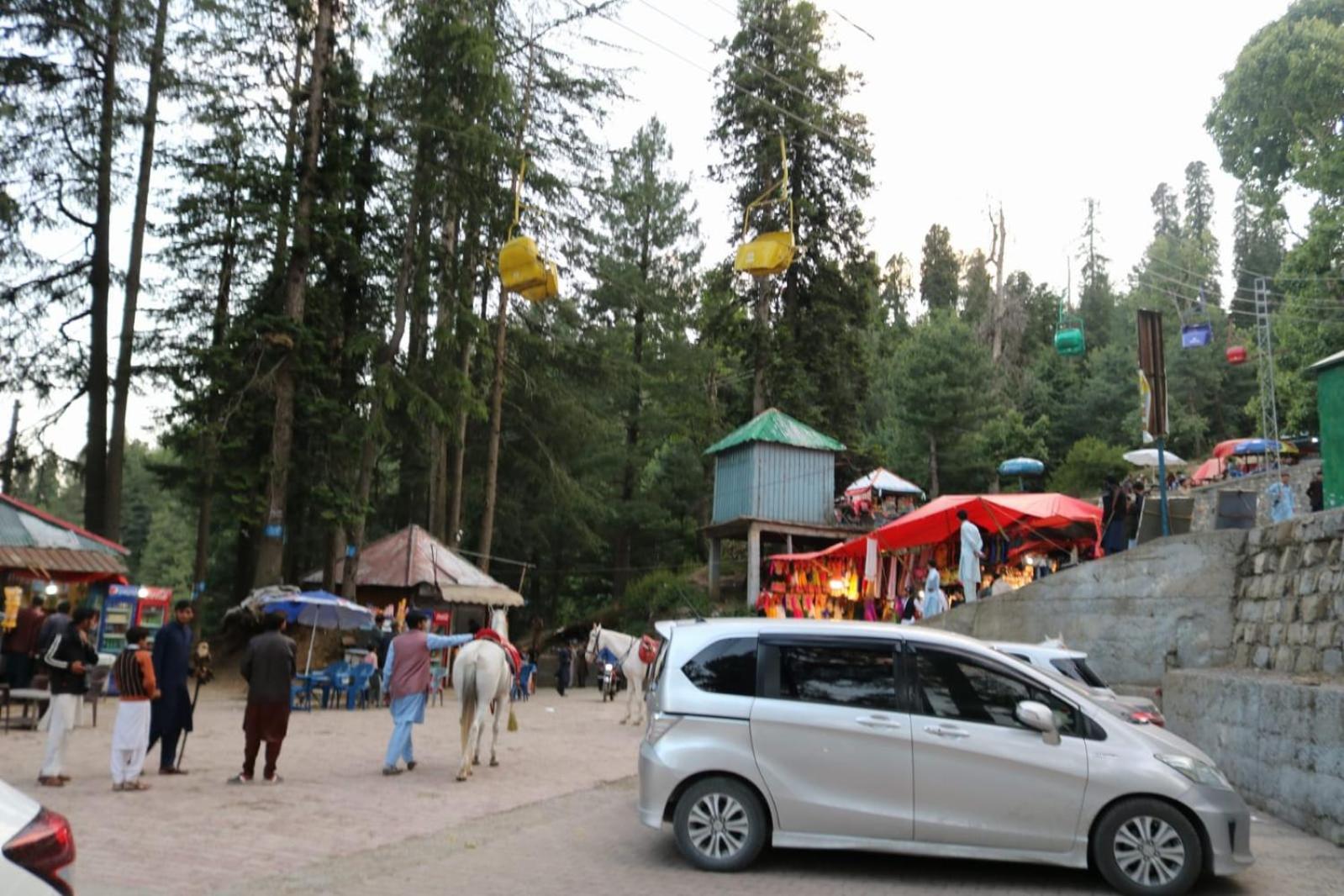 Umda Hotel Montana Nathia Gali Экстерьер фото