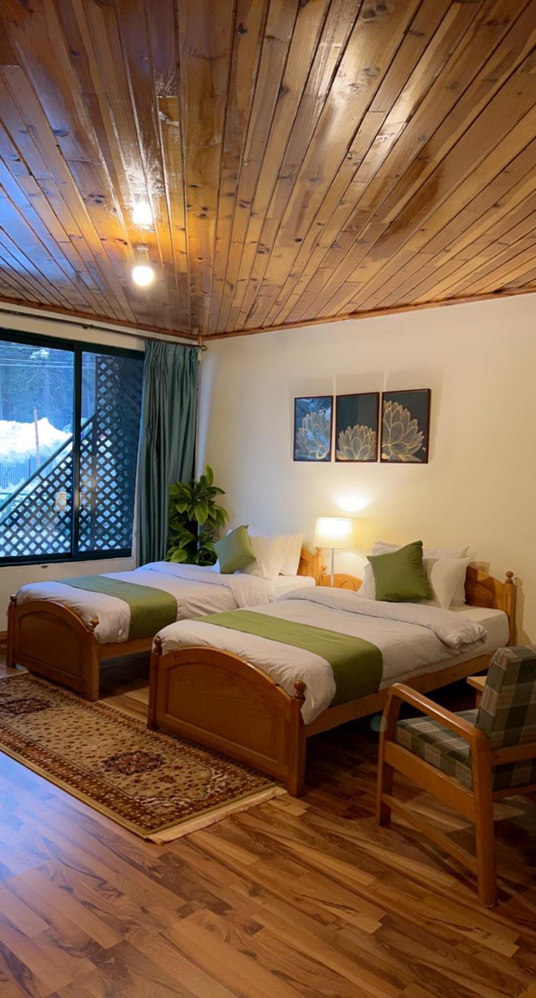 Umda Hotel Montana Nathia Gali Экстерьер фото
